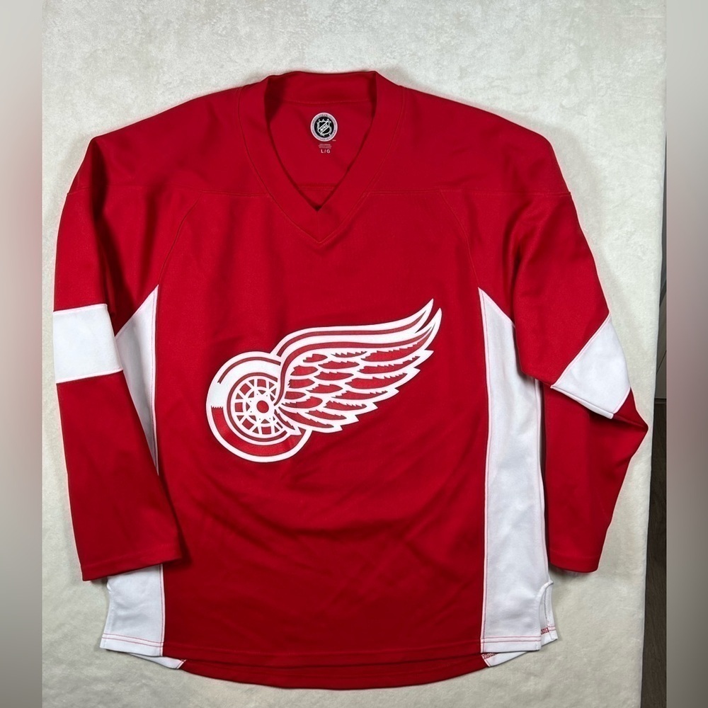 Official NHL Zetterberg Large Detroit Red Wings Authentic Adult Jersey EUC